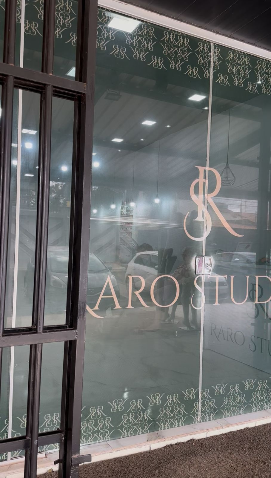 Fachada do Raro Studio
